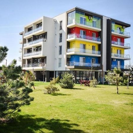 Tranzzit Airport Apartment II Otopeni Exterior foto