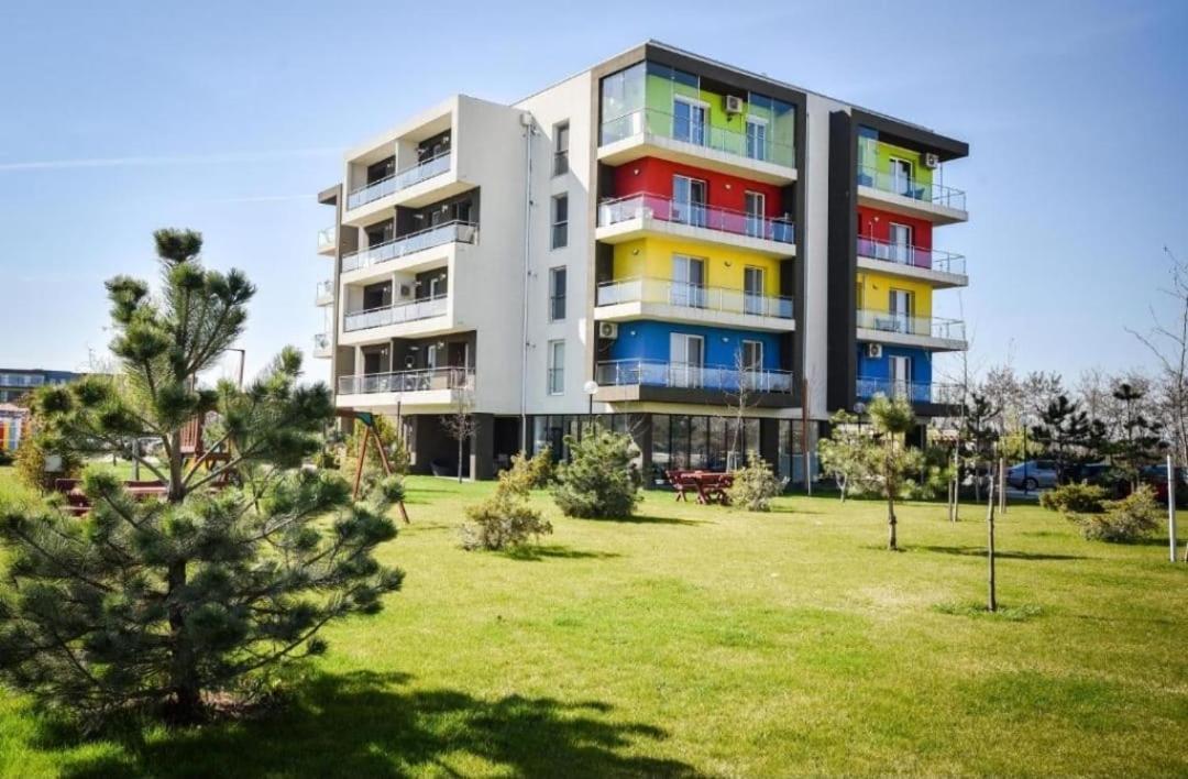Tranzzit Airport Apartment II Otopeni Exterior foto