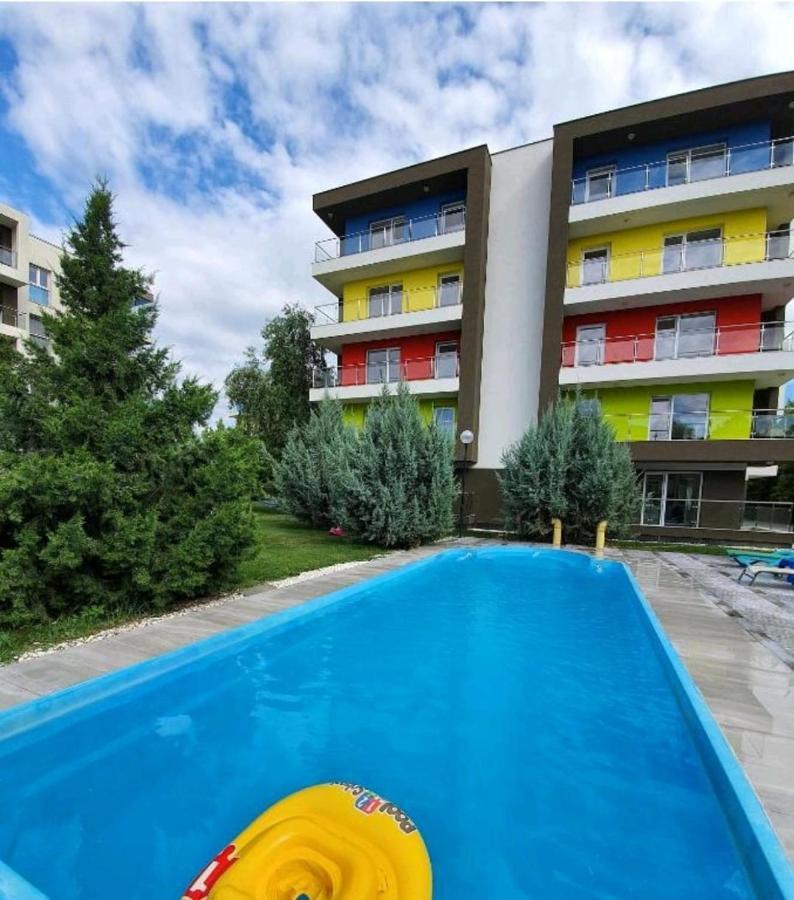 Tranzzit Airport Apartment II Otopeni Exterior foto