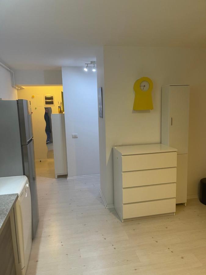 Tranzzit Airport Apartment II Otopeni Exterior foto